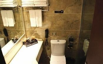 Jinyue Business Hotel Yichuan  Exteriör bild